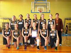 Mini-koszykówka - wspaniały sukces naszej szkolnej reprezentacji dziewcząt