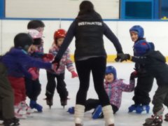 Lodowisko – nasze pierwsze zabawy i zajęcia!