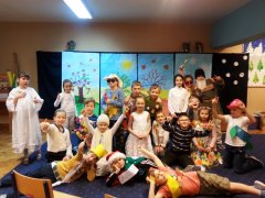 Przedstawienie noworoczne w świetlicy klasy II g