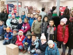 Świąteczna paczka dla dzieci z Kamerunu – klasa 3f