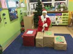 Podaruj radość innym! - udział drugoklasistów SP 118 w akcji Szlachetna Paczka