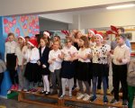 SILENT NIGHT, HELIGE NACHT, DANS LES CIEUX L'ASTRE LUIT! 