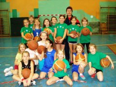 Zwycięstwo reprezentacji szkoły w turnieju minikoszykówki