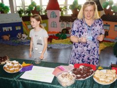 Kiermasz - pomoc dla szkoły w Muvalii