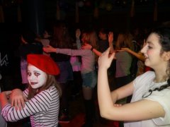 Zabawa karnawałowa dla klas V - VI